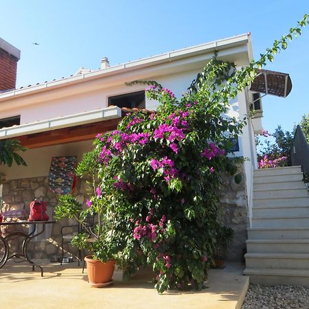 Holiday Home Artina 2 Lovište Exterior foto